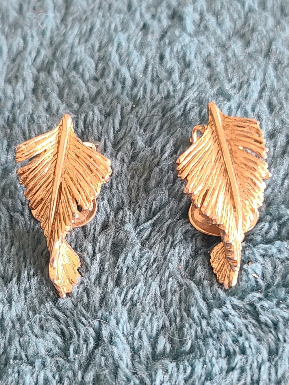 Vintage Gold Tone Leaf Clip-On Earrings